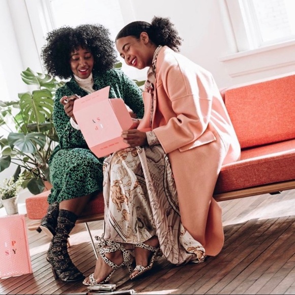 Women’s Zara Pink Oversized Coat - Picture 6 of 11